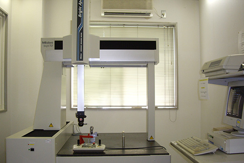 CNC 3次元測定機